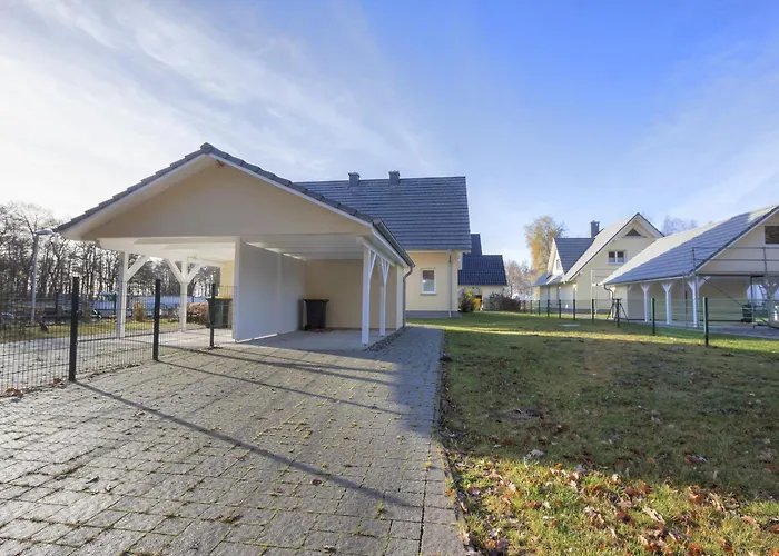 Haus Stoertebeker 度假居 *